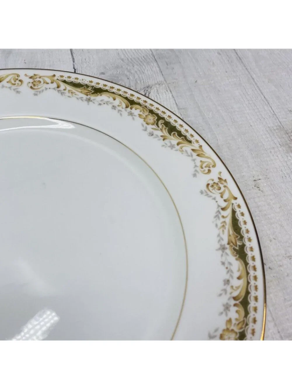 MCM Signature Collection QUEEN ANNE Scrolls Leaves China Dinner Plates Set of 4